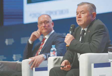 московский экономический форум, экономический кризис, прогнозы, материальное положение, рецессия