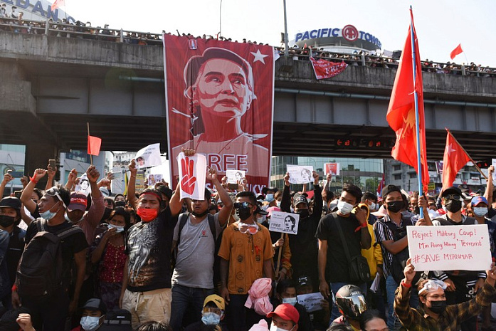 мьянма, переворот, протесты