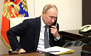<b>Путин</b> все праздники не отходил от телефона...