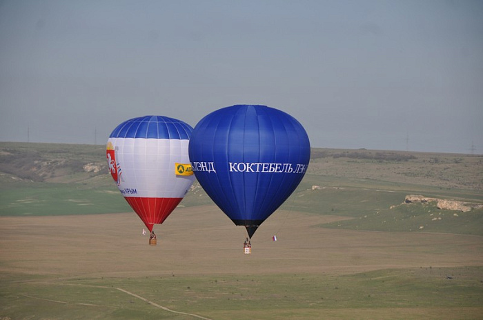 россия, крым. белогорск, воздушные шары, слет