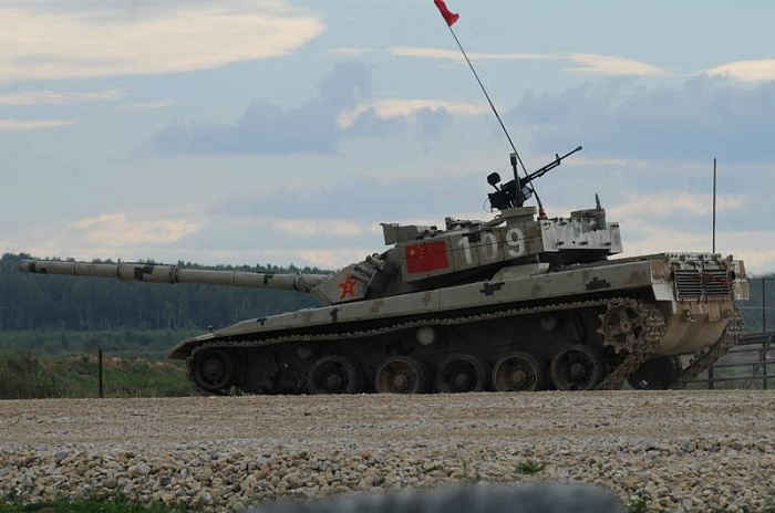 россия, армия, армейские игры, алабино, суворовский натиск, танковый биатлон