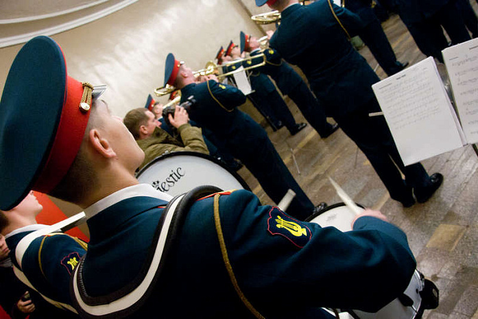 метро, оркестр, марщ, преображенский полк