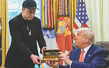 Илон Маск остается в окружении Трампа