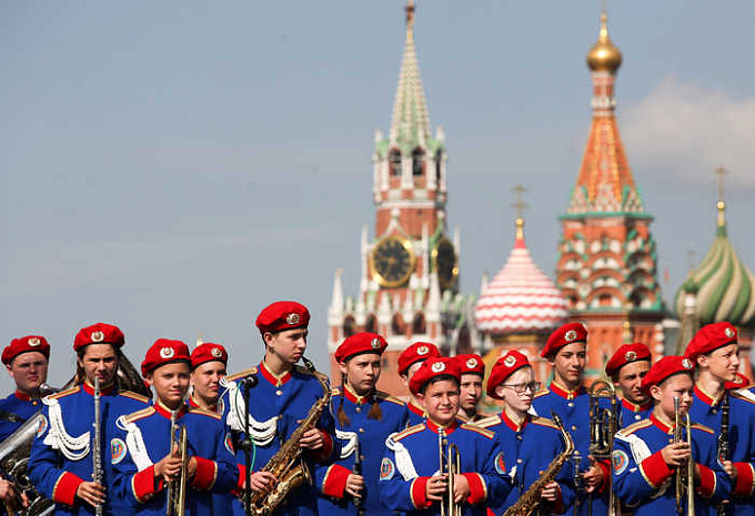 духовые оркестры, дети, спасская башня, москва, зарядье
