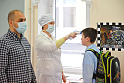 Разделение московских школьников на две группы поможет борьбе с коронавирусом