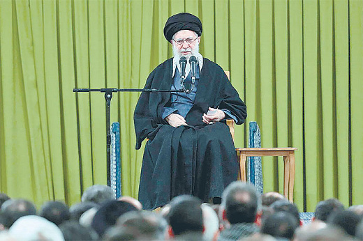 Иран обещает США войну регионального масштаба