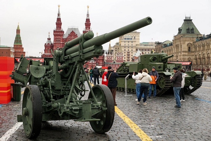 россия, москва, красная площадь, город живых историй, экспозиция, история, парад