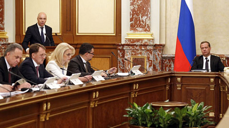 правительство, рф, будущее, жертва, рейтинг, реформа, путин, медведев