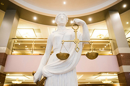 суды, судби, независимость, несменяемость, судебная система, развитие, общество, доверие