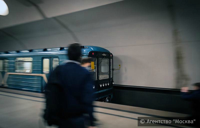 россия, москва, метро, вагон