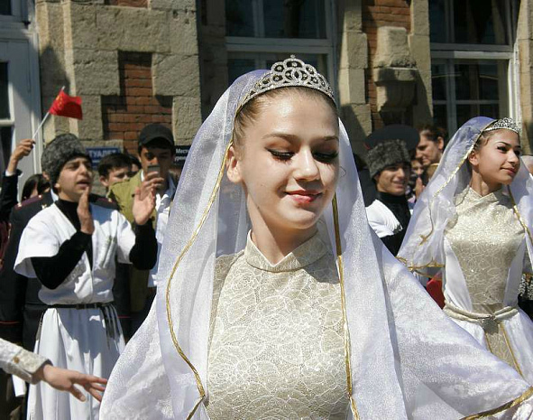 поезд, железная дорога, кавказ, ингушетия, туристический поезд
