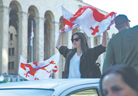 грузия, грузинская мечта, оппозиция, обвинение в советизацуии страны, евроинтеграция, перспективы