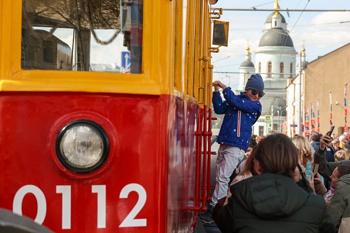 москва, трамваи, парад