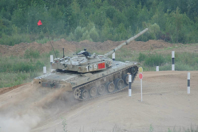 россия, армия, армейские игры, алабино, суворовский натиск, танковый биатлон