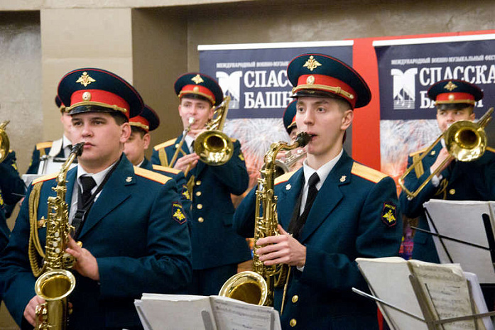 метро, оркестр, марщ, преображенский полк