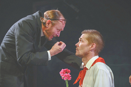 малая сцена мхт, премьера, школа для дураков, саша соколов, денис азаров, рецензия