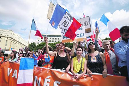 франция, санитарные пропуска, протесты, пандемия