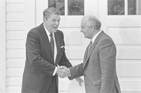 исследование, история сша, исторический феномен, неформальная империя, формирование американской государственности, внешняя политика