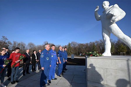 президент, саратовская область, губернаторы, внесистемная оппозиция, протестная акция, соболь, навальный, экстремизм