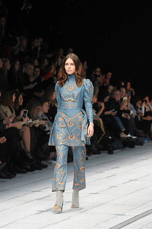 россия, мода, манеж, показ, mercedes-benz fashion week