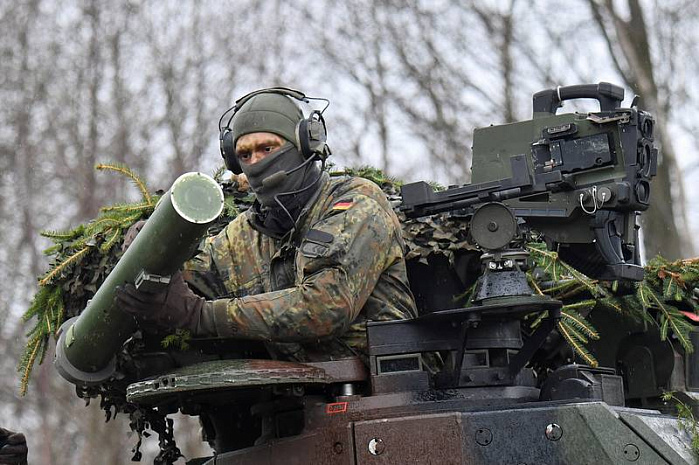 германия, министр обороны