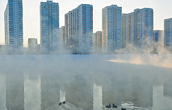 Россия многоквартирная сталкивается с Россией малоэтажной