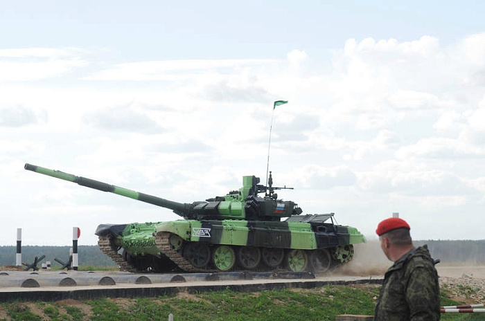 россия, армия, армейские игры, алабино, суворовский натиск, танковый биатлон