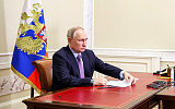Путин начинает год с лаконичных бесед, уехавшим из России продолжают подбирать наказание