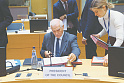 1. ЕС похоронил упрощенный <b>визовый режим</b> с РФ