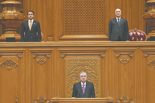 Рахмон пообещал Таджикистану свет через два года