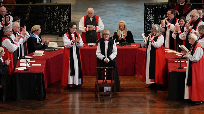 англия, церковь, Архиепископ Кентерберийский, Сара Муллали