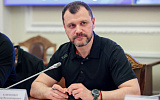 В Киеве пригрозили наказывать выехавших за границу мужчин