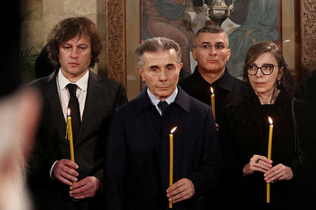 грузия, похороны патриарха, грузинская мечта, оппозиция, критика, саакашвили, иванишвили