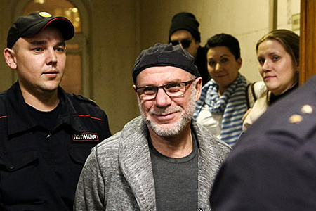 гоголь-центр, малоброский, седьмая студия, ск, домашний арест