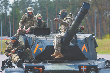 украина, минобороны, конституция, иностранные военные базы, нато, экспертное мнение