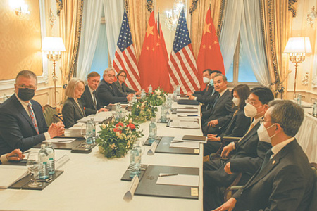 китай, ван и, основные приоритеты, стратегическое партнерство, рф, сша, кризис, g7