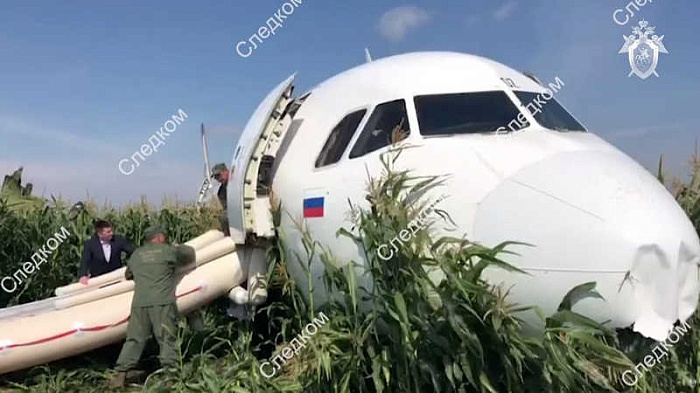 жуковский, уральские авиалинии, a321, посадка, авария