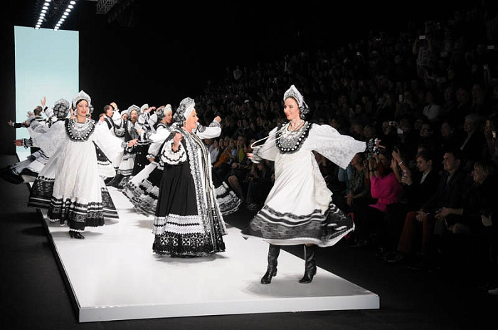 россия, мода, манеж, показ, mercedes-benz fashion week