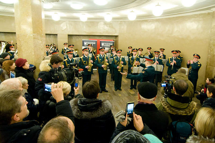 метро, оркестр, марщ, преображенский полк