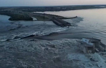 Плотина Каховской ГЭС разрушена из-за обстрела ВСУ