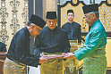 Малайзию возглавил не совсем прозападный политик