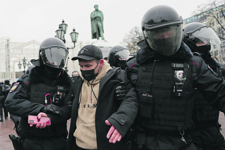 административные правонарушения, телефон, изъятие, полиция, нарушения, правозащита