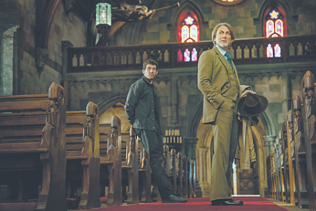 кинопремьера, детективная франшиза, достать ножи, воскрешение покойника, райан джонсон, дэниел крейг, рецензия