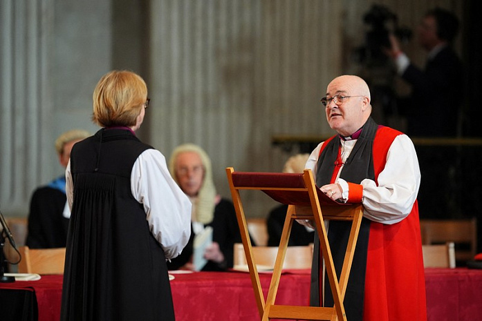 англия, церковь, Архиепископ Кентерберийский, Сара Муллали