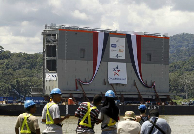 панама, канал, шлюзы