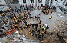 Взрыв в пакистанской мечети унес десятки жизней
