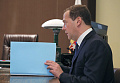 Медведеву поручены непопулярные реформы