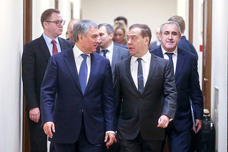 кабмин, медведев, экономика, депутаты, награды, законопроекты