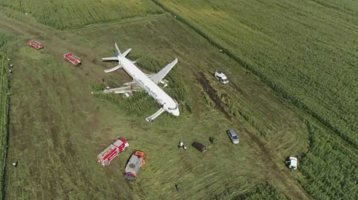 жуковский, уральские авиалинии, a321, посадка, авария