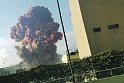 <b>Фото</b> недели. Мощный взрыв разрушил половину Бейрута
